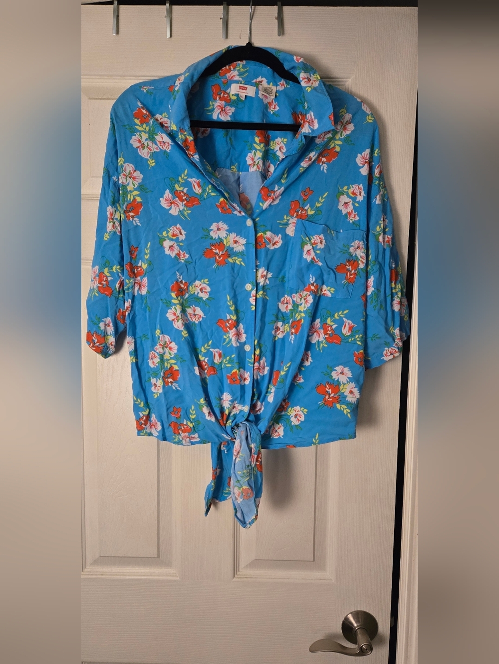 Levi's Blue Floral Tie-Front Button Down Shirt